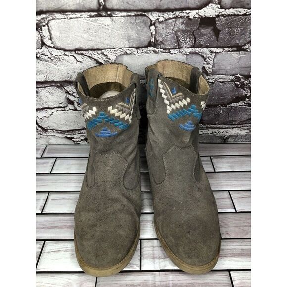 Anthropologie Howsty Gray Suede Western Heel Ankle Boots Women’s Sz 39EU/8.5M US - Picture 3 of 16